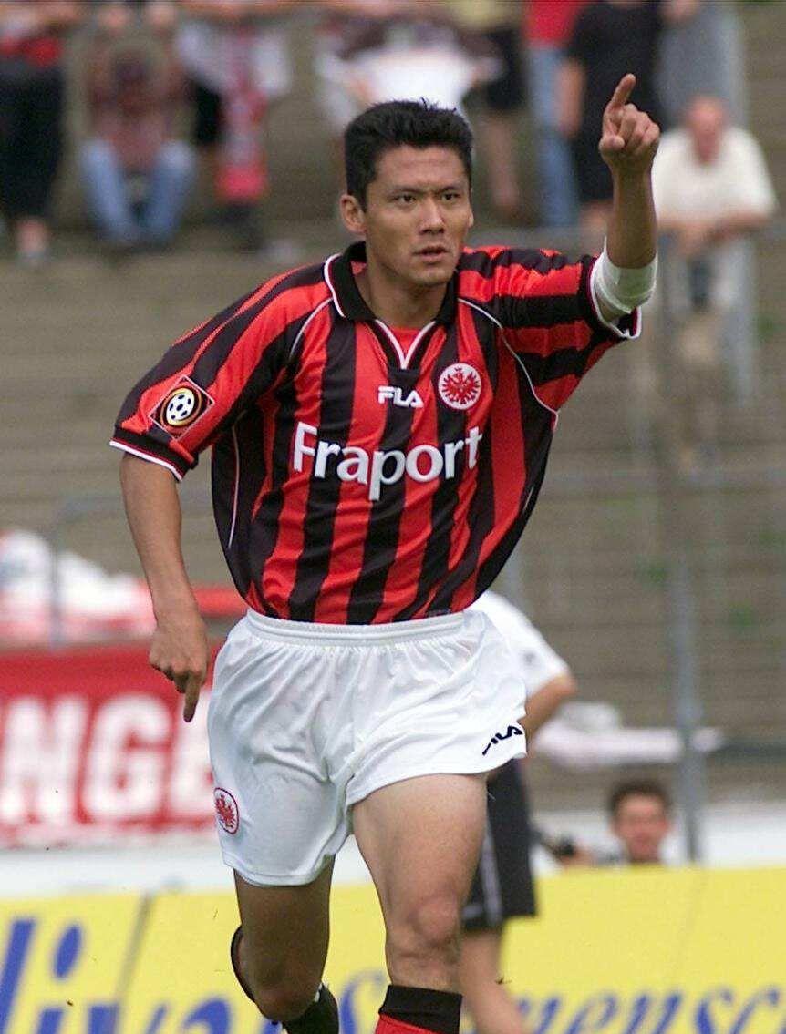 个进球的纪, 年亚洲足球