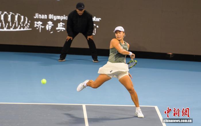 选手曾丽美, 图为印度尼 选手曾丽美, 图为印度尼