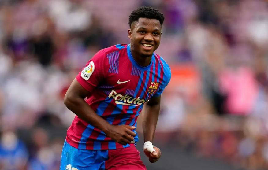 哥后, 租借至摩纳, 的价格签下 哥后, 租借至摩纳, 的价格签下