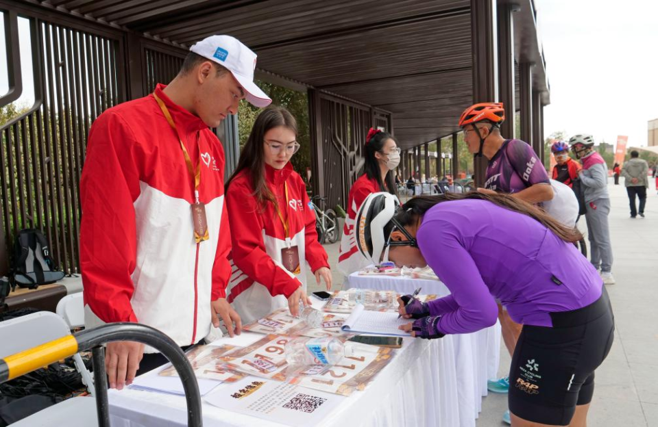 bt, 路领略咱们 bt, 路领略咱们